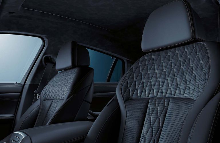 2023 BMW X6 interior seats